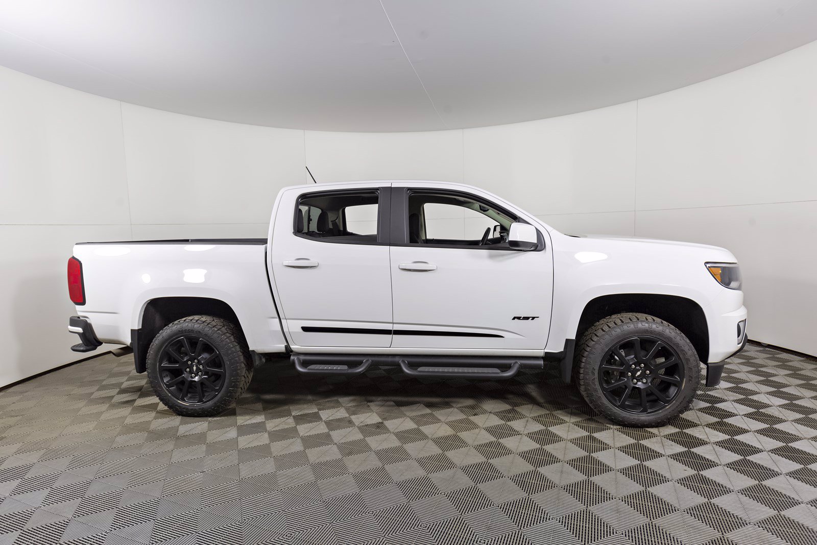 New 2020 CHEVROLET Colorado 4WD LT Four Wheel Drive Short Bed