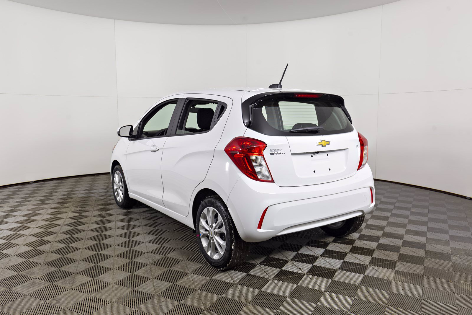 New 2020 CHEVROLET Spark LT Front Wheel Drive Hatchback