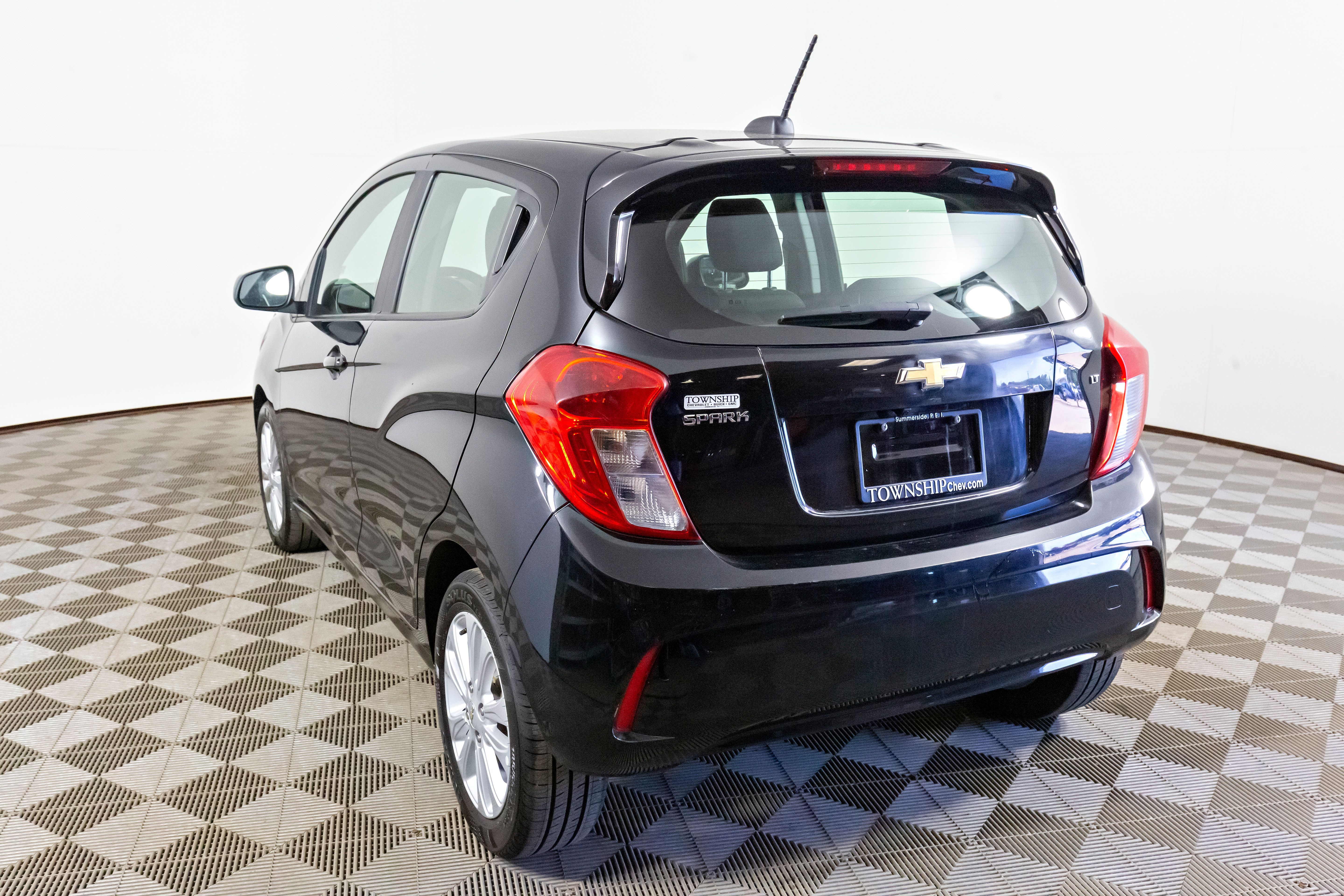 Pre-owned 2018 Chevrolet Spark Lt Front Wheel Drive Hatchback